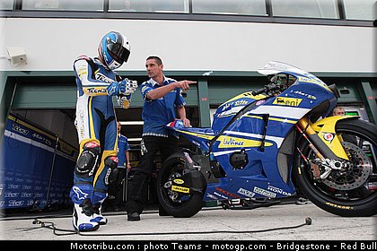 moto2_derosa_16_misano_2010.jpg