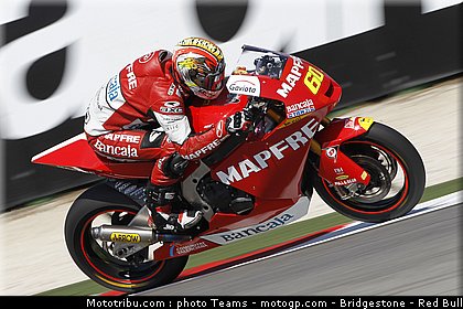 moto2_simon_5_misano_2010.jpg