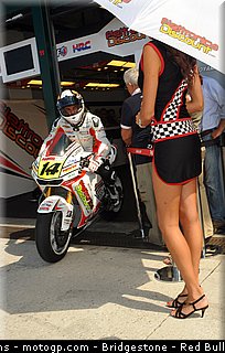 motogp_pitbabe_04_misano_2010.jpg