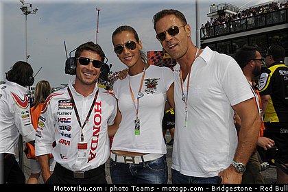 motogp_pitbabe_11_misano_2010.jpg