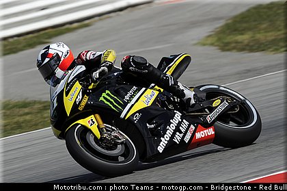motogp_spies_04_misano_2010.jpg