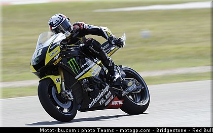 motogp_spies_12_misano_2010.jpg