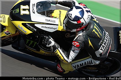 motogp_spies_21_misano_2010.jpg