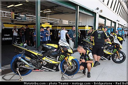 motogp_spies_25_misano_2010.jpg