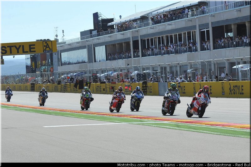 moto2_0016_aragon_2010