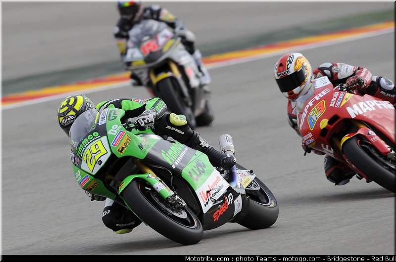 moto2_0045_aragon_2010