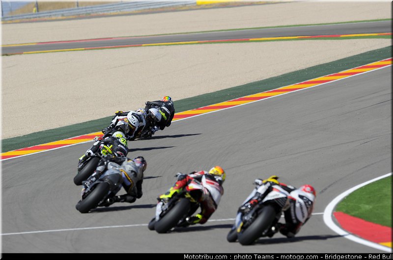 moto2_0061_aragon_2010