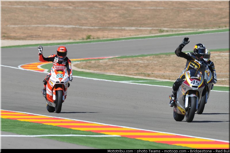 moto2_0087_aragon_2010