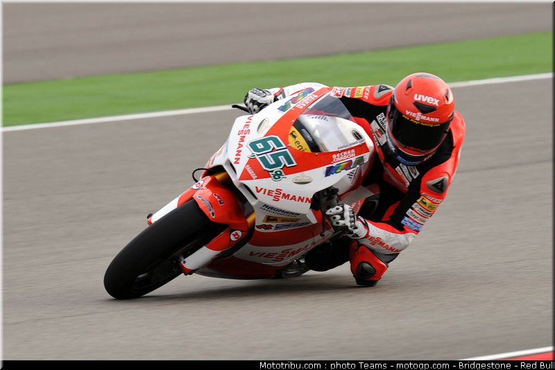 moto2_bradl_05_aragon_2010