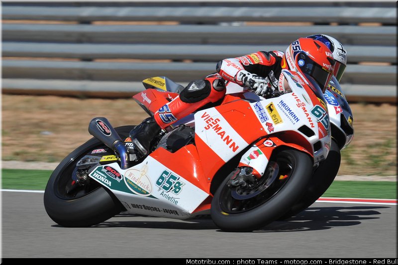 moto2_bradl_17_aragon_2010