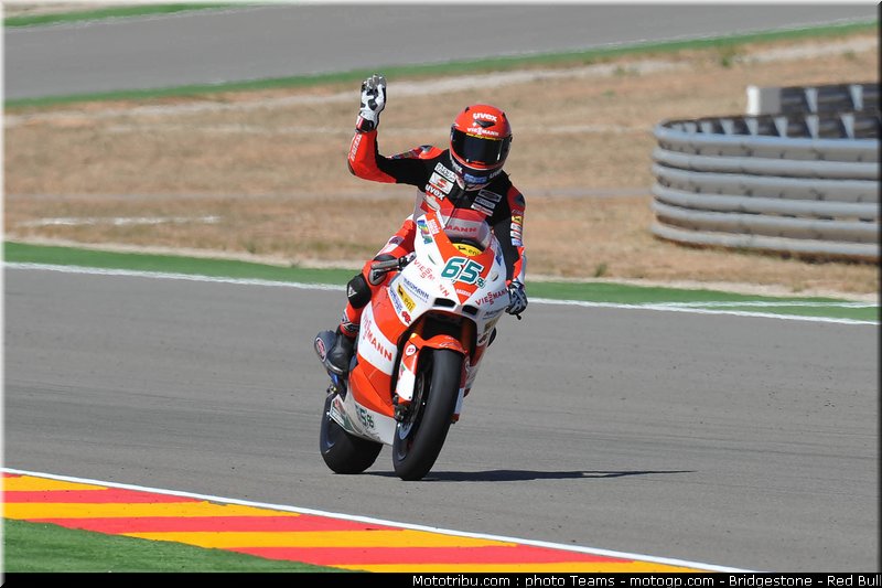 moto2_bradl_19_aragon_2010