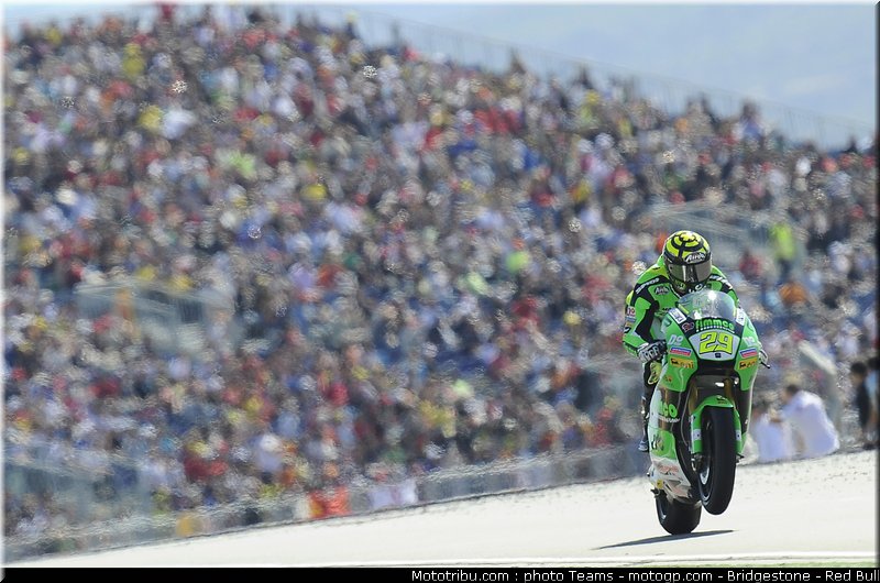 moto2_iannone_01_aragon_2010