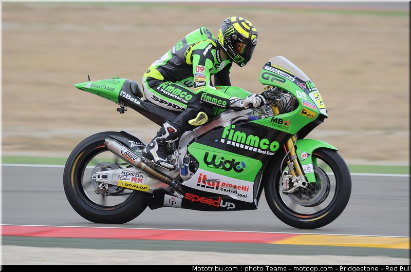 moto2_iannone_06_aragon_2010