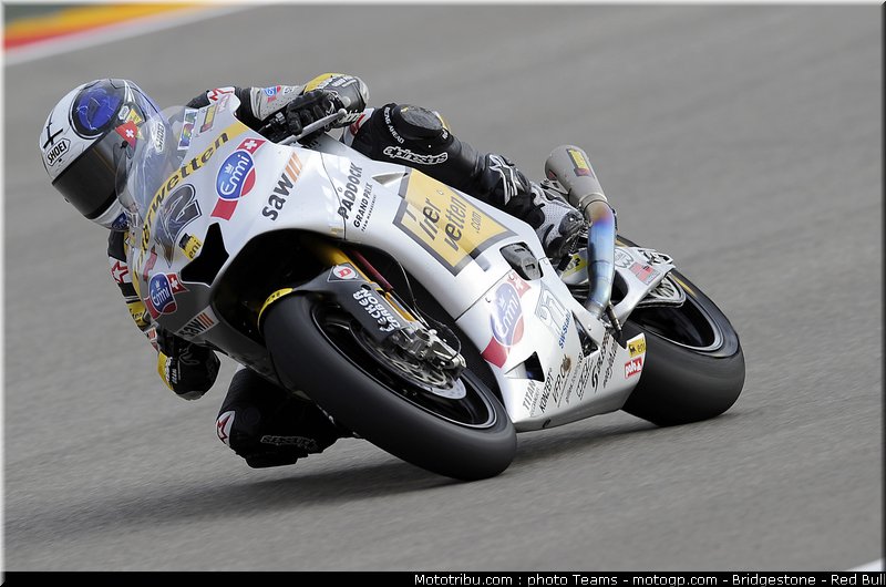 moto2_luthi_2_aragon_2010
