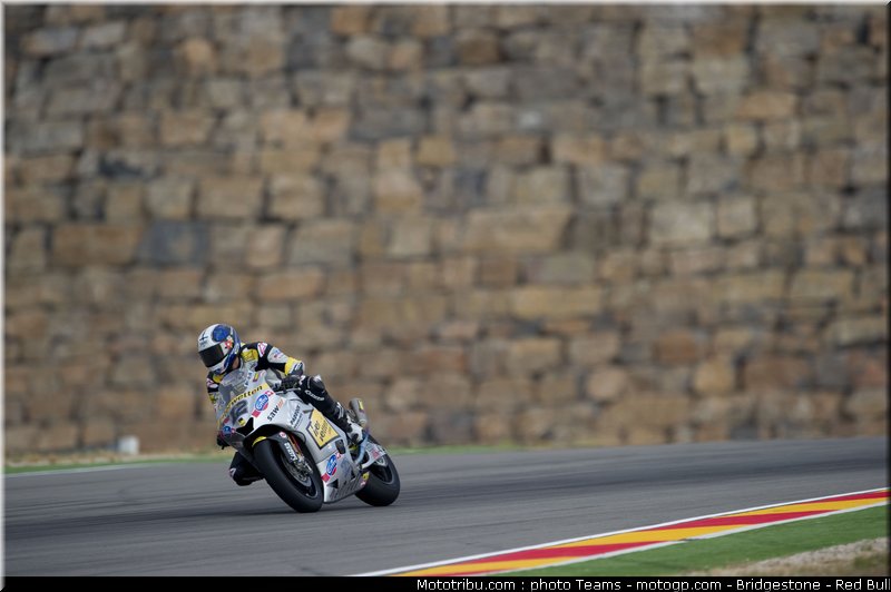 moto2_luthi_9_aragon_2010