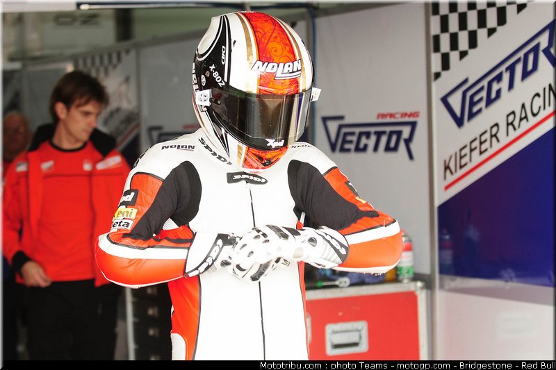 moto2_pasini_01_aragon_2010