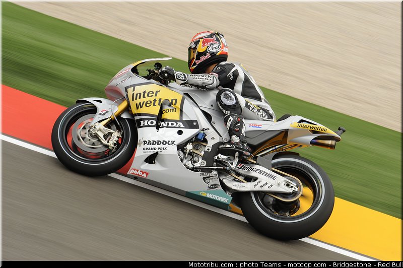 motogp_aoyama_02_aragon_2010