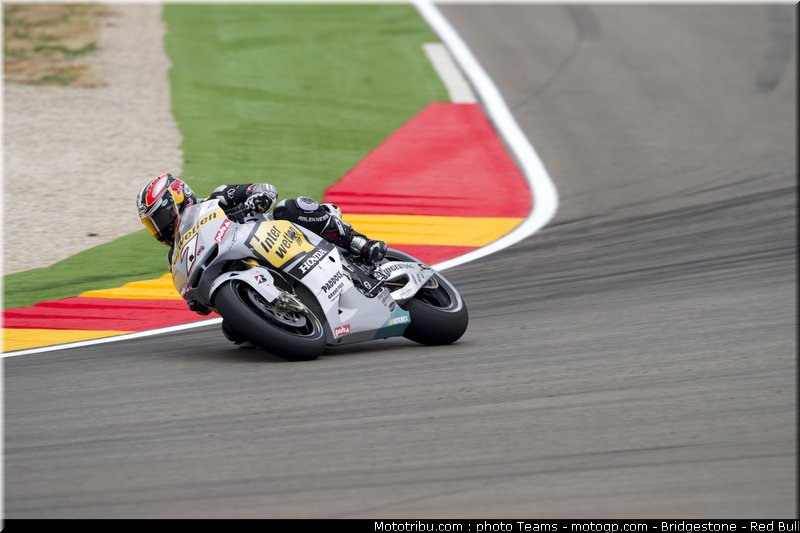 motogp_aoyama_05_aragon_2010