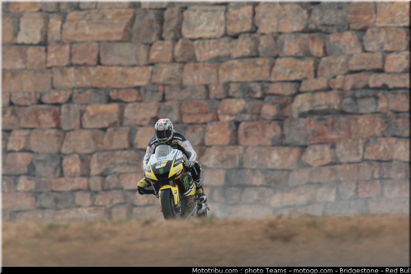 motogp_edwards_05_aragon_2010