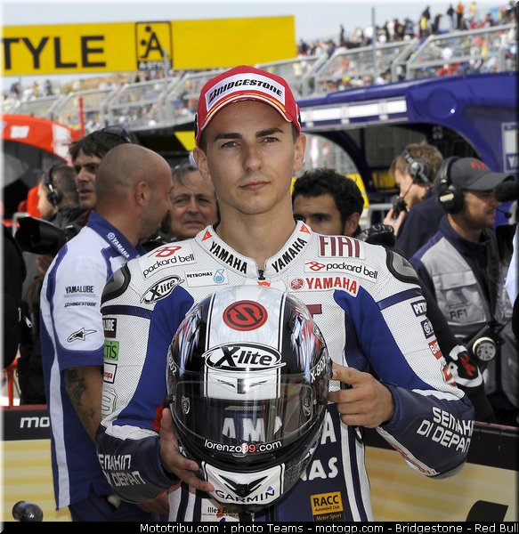 motogp_lorenzo_04_aragon_2010