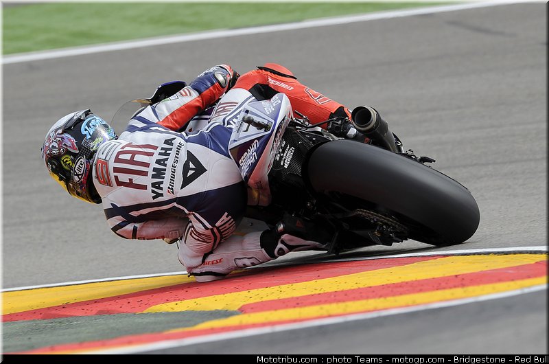 motogp_lorenzo_08_aragon_2010