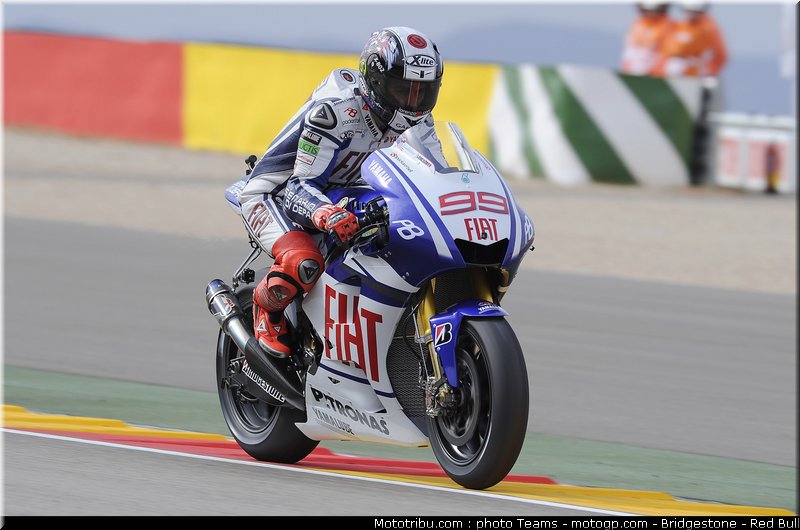 motogp_lorenzo_09_aragon_2010