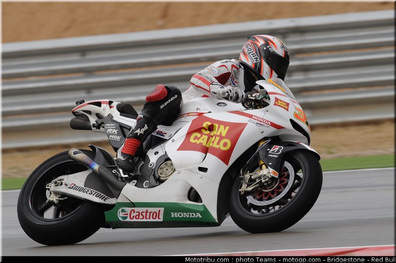 motogp_melandri_12_aragon_2010