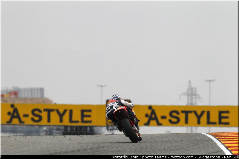 motogp_pedrosa_33_aragon_2010