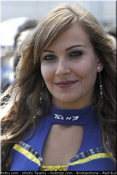 motogp_pitbabe_37_aragon_2010