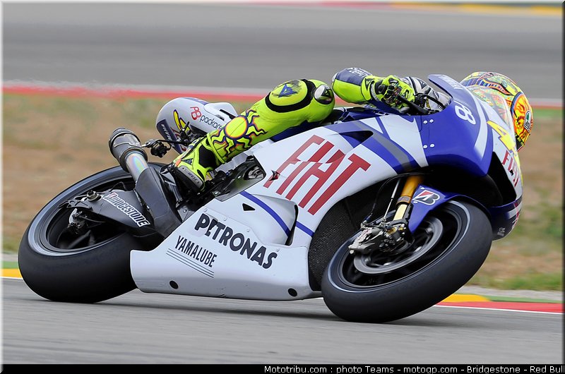 motogp_rossi_03_aragon_2010