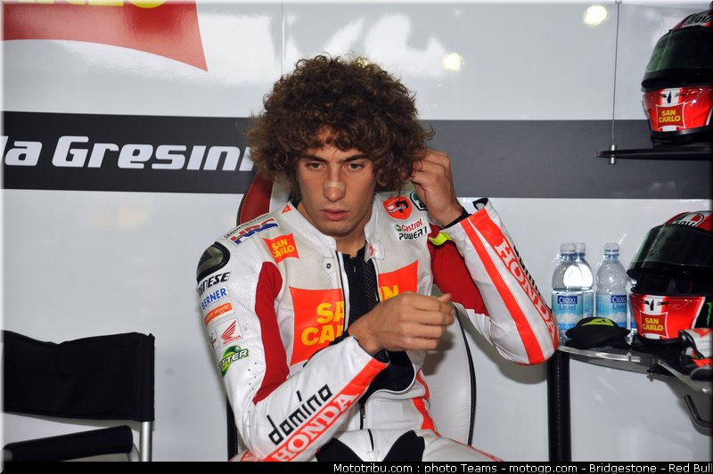 motogp_simoncelli_03_aragon_2010