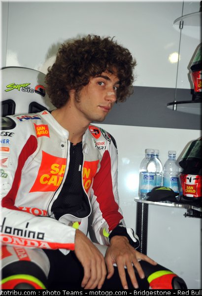 motogp_simoncelli_04_aragon_2010