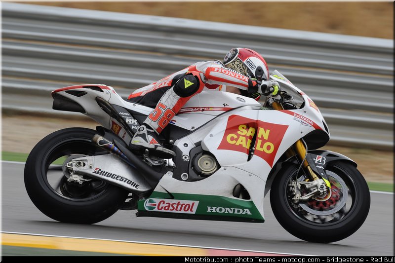 motogp_simoncelli_09_aragon_2010