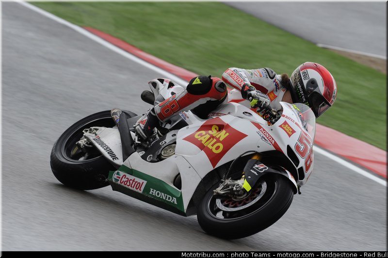 motogp_simoncelli_14_aragon_2010