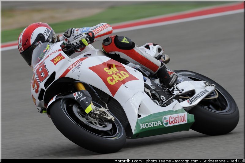 motogp_simoncelli_23_aragon_2010