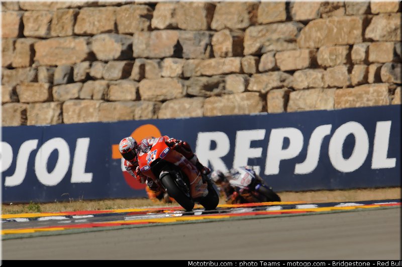 motogp_stoner_05_aragon_2010