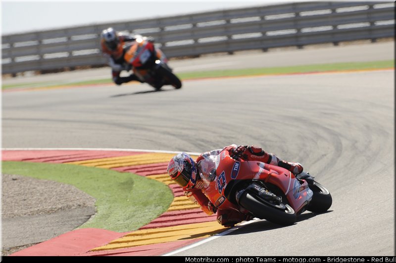 motogp_stoner_09_aragon_2010