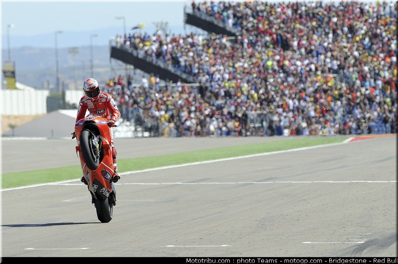 motogp_stoner_14_aragon_2010
