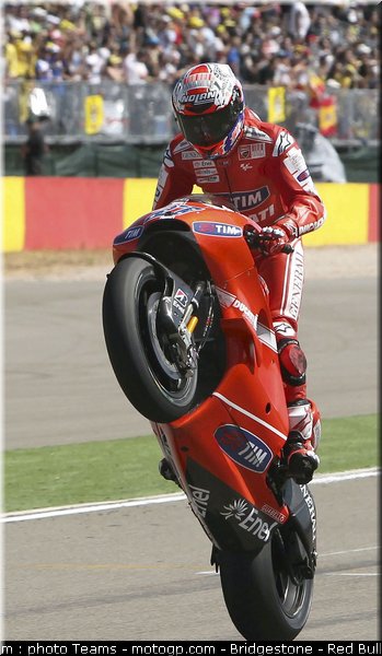 motogp_stoner_16_aragon_2010