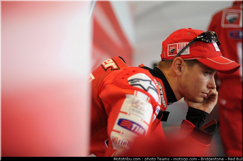 motogp_stoner_26_aragon_2010