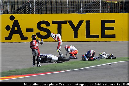 moto2_0021_aragon_2010.jpg