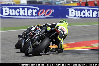 moto2_0048_aragon_2010.jpg