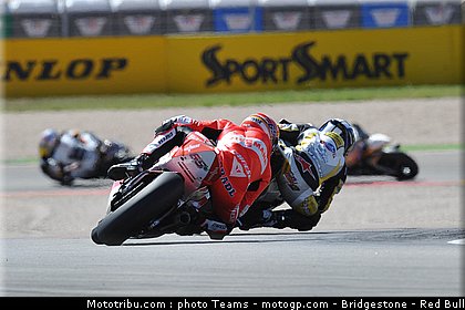 moto2_0077_aragon_2010.jpg