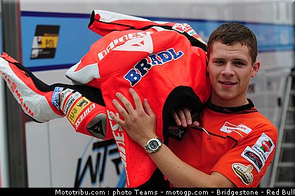 moto2_bradl_02_aragon_2010.jpg