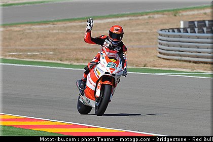 moto2_bradl_19_aragon_2010.jpg
