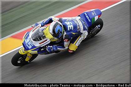 moto2_derosa_01_aragon_2010.jpg