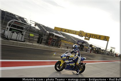 moto2_derosa_06_aragon_2010.jpg