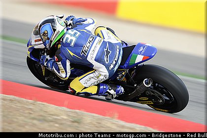 moto2_derosa_14_aragon_2010.jpg