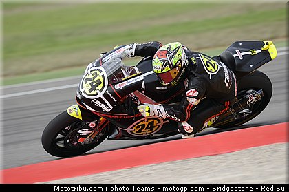 moto2_elias_07_aragon_2010.jpg