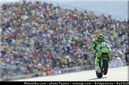 moto2_iannone_01_aragon_2010.jpg